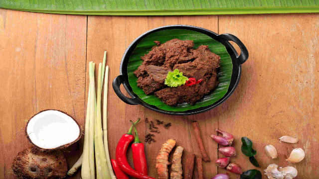 Bahan Utama dan Resep dalam Memasak Rendang Sapi